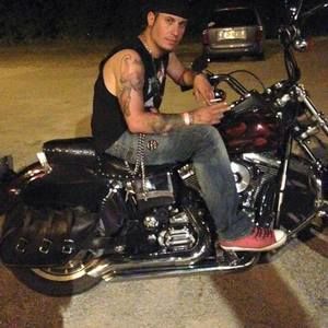 Meet your Posher, Dickie